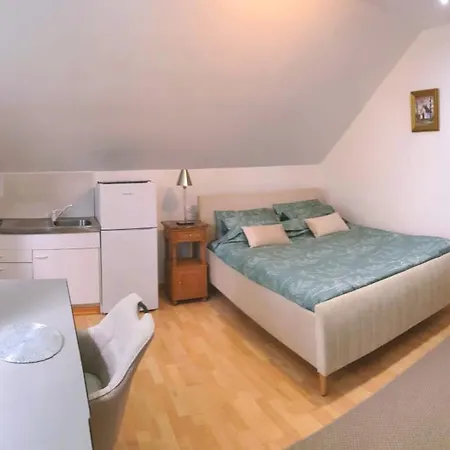 L'ecrin Sous Les Toits Guest house